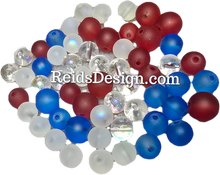 Load image into Gallery viewer, New Glass Bracelet with Heart size 7.5 inches