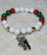 Load image into Gallery viewer, Youth Santa Glass Bracelet size 6.5&quot;