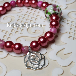 "🌹" Rose Pink Pearl Bracelet with Lampwork Bead and Rose ( size 7.5" )