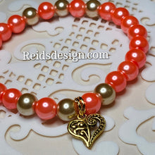 Load image into Gallery viewer, &quot;❤️&quot; Glass Pearl Bracelet ( size 7.5&quot; )