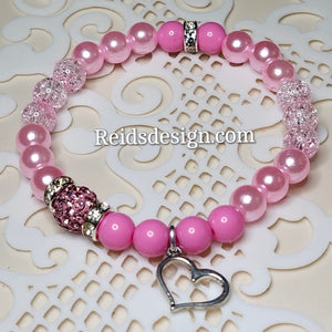 "❤️" Heart charm Acrylic Beaded Bracelet (size 7.5")