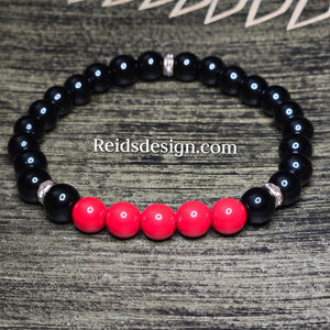 Black glass and Red Acrylic Beaded Bracelet .... size 8.5"