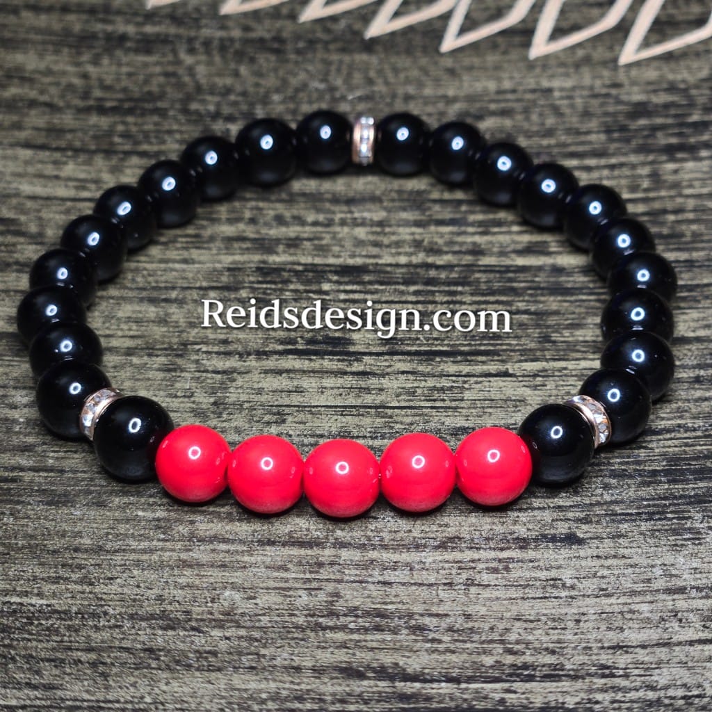 Black glass and Red Acrylic Beaded Bracelet .... size 8.5