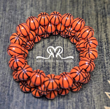 Load image into Gallery viewer, For our basketball lovers – Acrylic stretch basketball beaded bracelet (Size 7”)