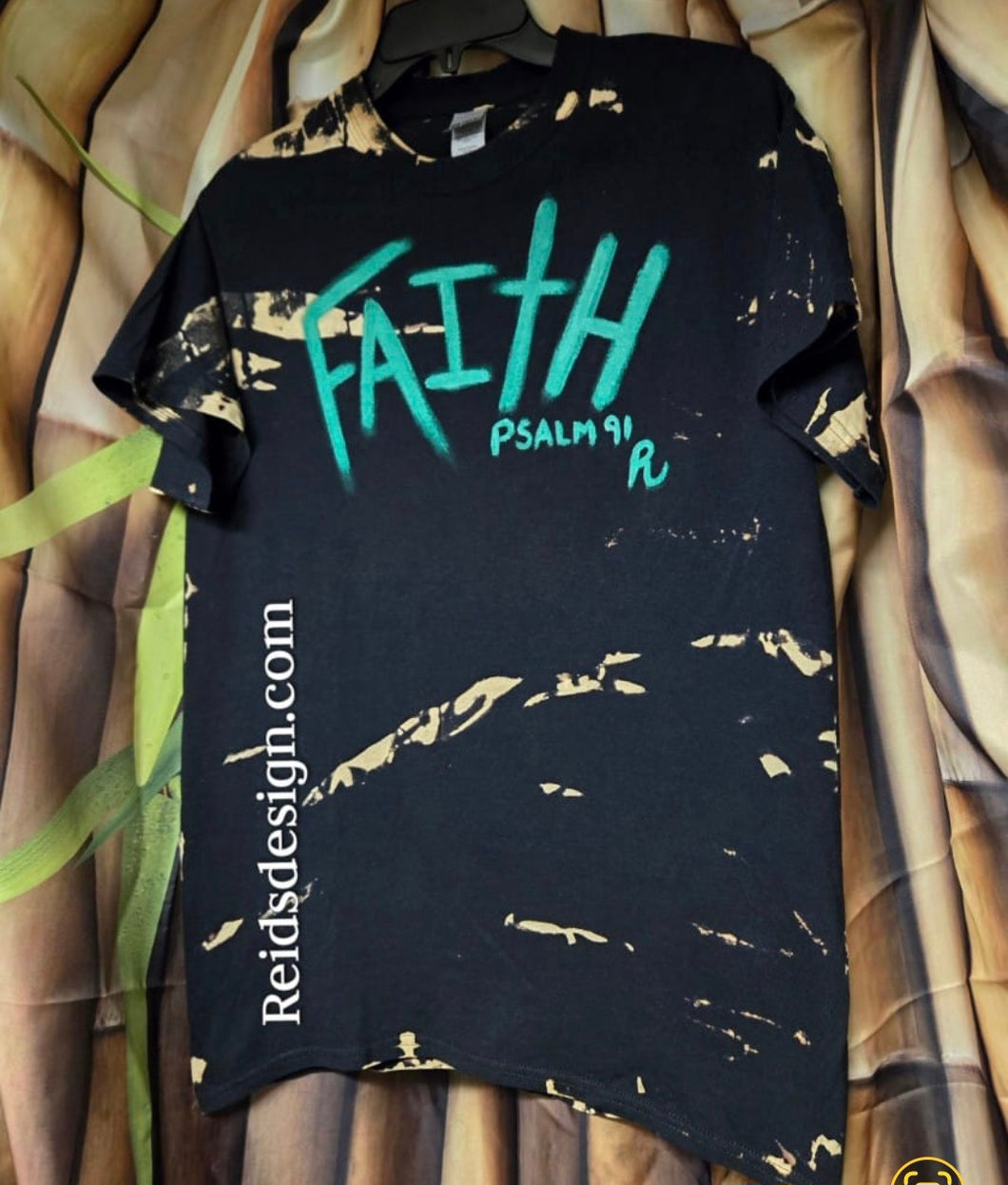 New FAITH  Hand Painted Bleach Handmade Tie Dye T-shirt Men Medium / Women Large