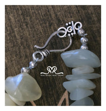 Load image into Gallery viewer, 18.5" Chip Jade Beaded Necklace with Hook Eye Clasp