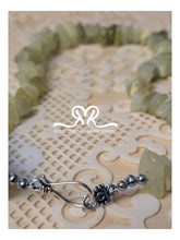Load image into Gallery viewer, 18.5" Chip Jade Beaded Necklace with Hook Eye Clasp