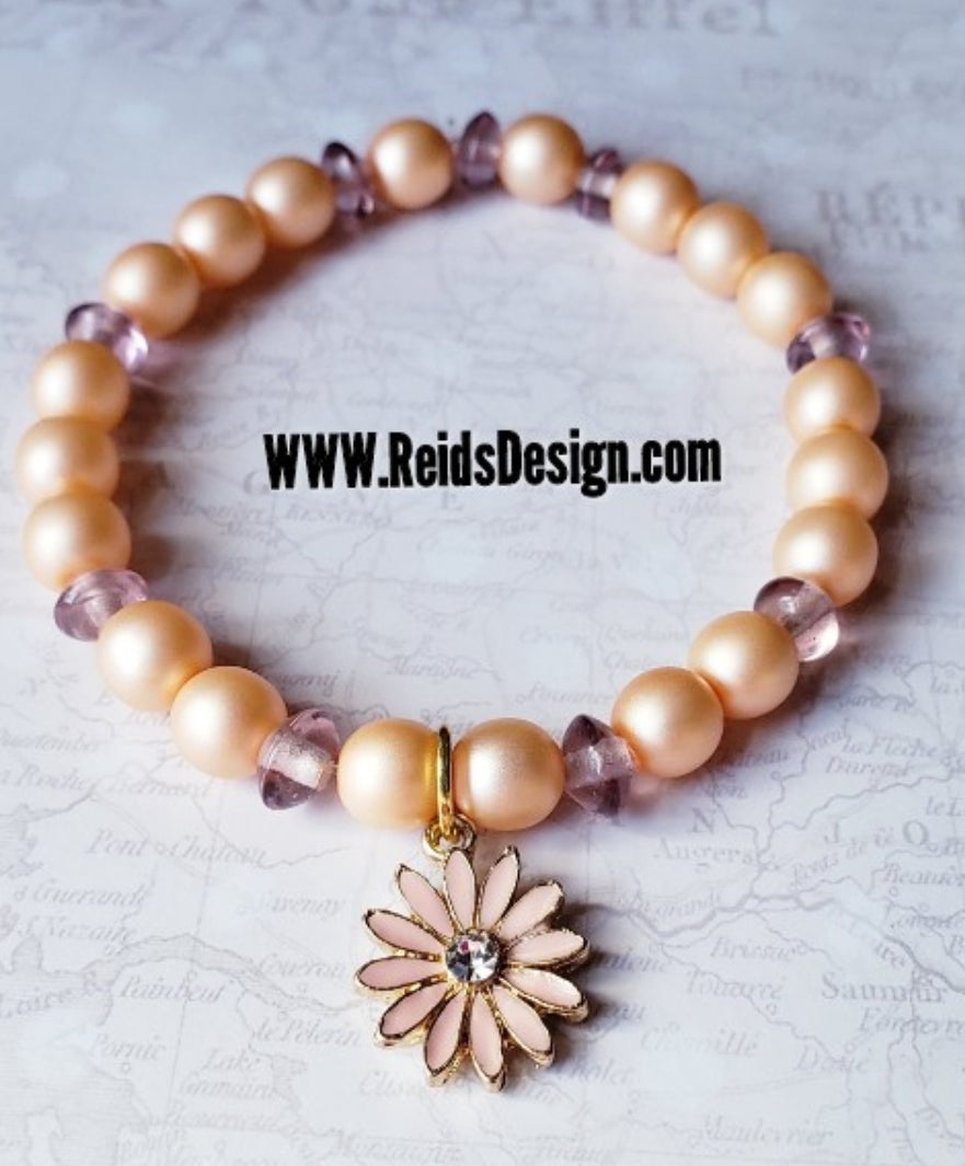 Glass Pearl Flower Bracelet ( size 7.5