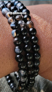 Sale...6mm Agate Bracelet (size 7.5" )